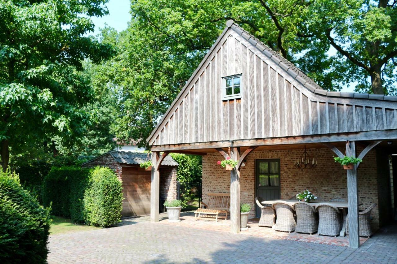 Under Oaks Hotel Westmalle Екстериор снимка